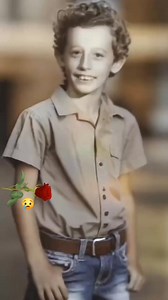 Robin Gibb - In Loving Memory" Rings around the moon" #BeeGees #RobinGibb | World Music