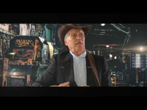 WAYWARD WIND — Official Music Video | Robbie Mangiardi