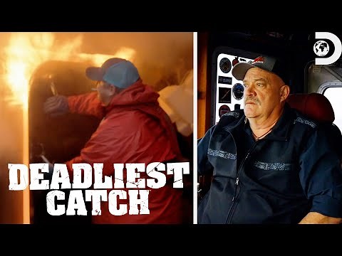 The Wizard Catches on Fire | Deadliest Catch | Discovery