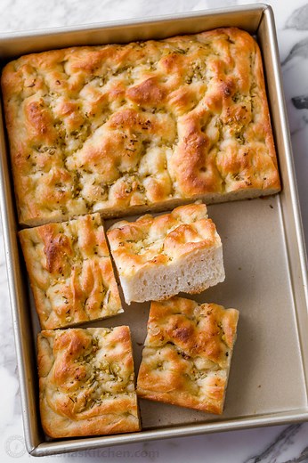 94K views · 1.1K reactions | Save This! Focaccia Bread with a crisp chewy crust, airy soft center, and amazing garlic rosemary topping. RECIPE: https://natashaskitchen.com/focaccia-bread/ | NatashasKitchen.com | Facebook