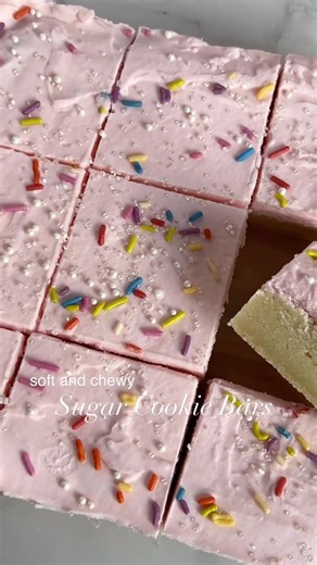 Samantha Chen on Instagram: "✨ RECIPE 🌸 Sugar Cookie Bars ✨ Soft, buttery sugar cookie bars with a creamy vanilla frosting—simple, sweet, and perfect for any occasion! 💕🎀 These melt-in-your-mouth treats are easy to make and even easier to love! Ingredients: For the Cookie Bars: ½ cup salted butter, softened 2 oz cream cheese, softened 1 tsp vanilla extract 1 large egg 1 cup granulated sugar 2 cups all-purpose flour (spooned and leveled) 1 tsp baking powder For the Frosting: ¾ cup unsalted but
