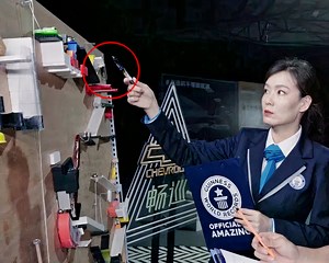 World's Largest Rube Goldberg Machine Takes Up an Entire Room, Sets New Guinness World Record