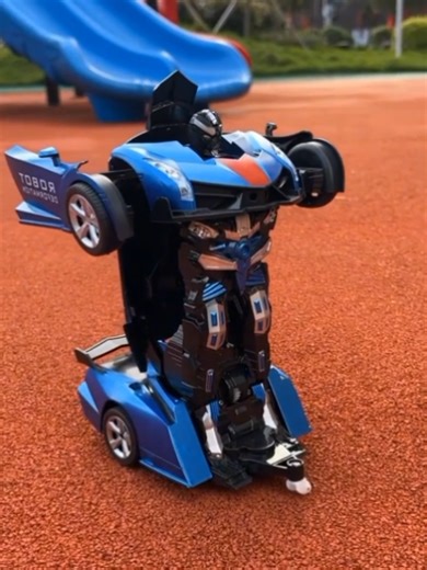 Mainan mobil remote control dengan desain menarik dan fitur transformasi. Dapat dimainkan di dalam maupun luar ruangan. Kontrolnya mudah digunakan dan gerakannya bervariasi, cocok untuk menemani waktu bermain anak di rumah. Detail produk dapat dilihat di etalase. #mainananak #mobilremote #mainanremotecontrol #mainanlucu #mainanunik