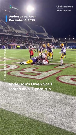 Anderson quarterback Owen Scalf got his team on the board with a one-yard touchdown run vs. Avon in the the Ohio High School Athletic Association Division II football state championship game. At the half, Avon holds a three-score lead over undefeated Anderson. https://www.cincinnati.com/story/sports/high-school/high-school-sports/2025/12/04/anderson-vs-avon-football-2025-state-championship-game-live-updates/87603955007/ | Enquirer Sports - Cincinnati and Kentucky