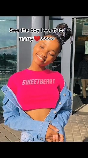 Thando and Sasha: Heartwarming Couple Moments