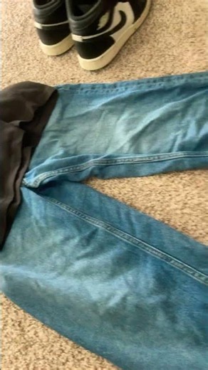 #Viral #Shorts #Spurs #Blue #Nike #GhostSpursGo #Graffiti #Black-and-white #BlueJeans #OOTD