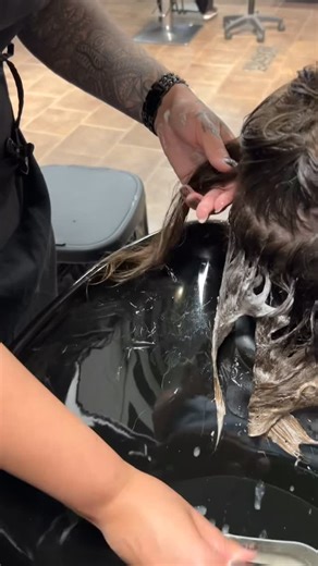 Before any colour correction, the magic starts with Malibu CPR 彩 ✨...