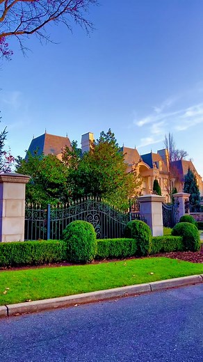 Billionaire's Mega Mansion Near New York City