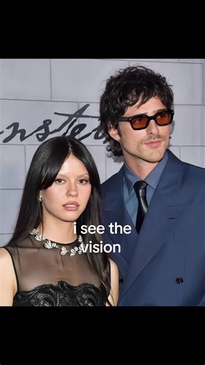 can she leave her 4buser bf shia labeouf first #miagoth #jacobelordi #frankenstein