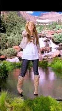 Remember #DisneyChannel’s song “Send It On”? 🤔 #MileyCyrus #SelenaGomez #DemiLovato #JonasBrothers