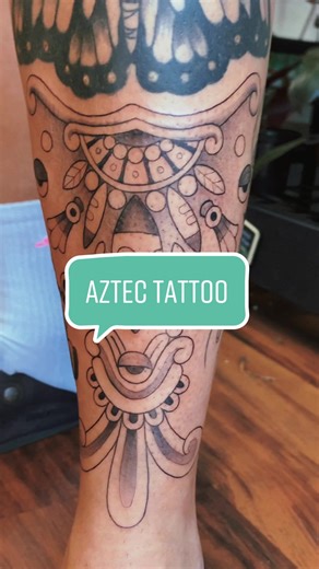 Aztec tattoo from today ✨ Tapping into ancient roots through tattooing ✊🏽💥 #aztectattoo #aztectattoos #culturaltattoo #prehispanictattoo #mesoamericantattoo #protectiontattoo #tattootok #tattootiktok #mexicantattoo #mexicatattoo #tattooartistsoftiktok #tattooartist