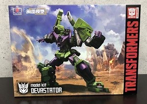 Flame Toys Furai Model Devastator Packaging & Sample