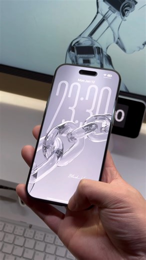 iPhone Depth Wallpaper with Basic Widgets Layout. #iphonecustomization #iphonesetup