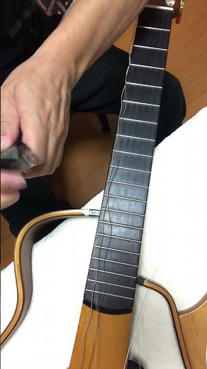 ギター講師が実践！分かりやすい自分で出来る弦交換！！YAMAHA SLG120 編 弦外し２