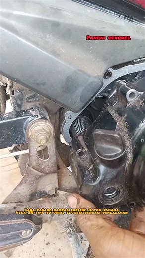 Cara pasang kampas kopling motor Yamaha Vega ZR menurut keterangan si pemilik motor ketika pagi engkol ambles sering lewat tenaga ngeden loyo #tips #tutorial #bengkelmotor #berbagipengalaman @sorotan | Pangky Bengkel