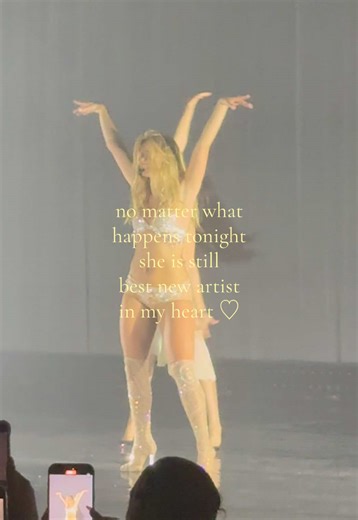 she deserves the win and i know she will have the most iconic performance #addisonrae #grammys #viral #fyp #bestnewartist 💕 addison rae best new artist