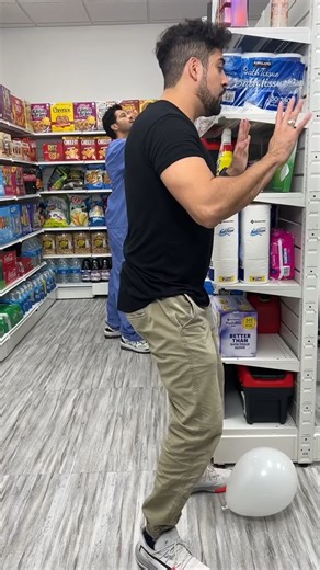 The ballon fooled him #pranklife #prankideas #fuunyreels . . This video is produce by Rick Lax Productions, Network media and Ricardo Laguna | It's Comedy Skits and Helpful Tips