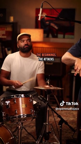 The BASS-RIDE Connection 🔗 . . . #musictutorial #basstutorial #jazztutorial #jazztok #basstok #jazzbass #bassline #bassplayer #jazz #music #jazzmusic #practice #openstudiojazz #fyp #uprightbass #jazzmusician #jazzmusicians #drummer #jazzdrummer #ridecymbal