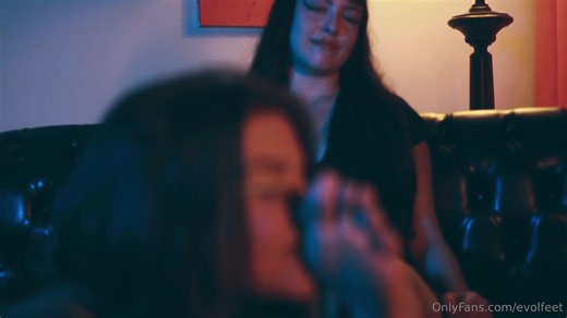 Evol Feet aka evolfeet - 06-30-2025 OnlyFans Video - Imagine How My Feet Smell After A Long Day, Now Behold video