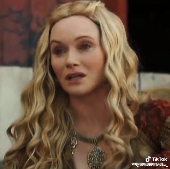 Honestly… my favourite gurl from Westeros…😩 #ladycrane #got #gameofthrones #hbo #gameofthronesedit #aussie #women #womenonscreen #essiedavis
