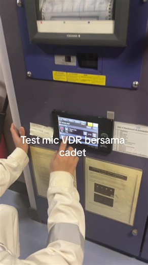 Tes Mic VDR di Anjungan Kapal