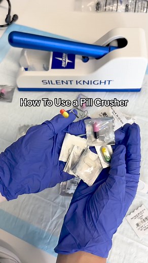 How to Properly Crush Pills💥💊 1️⃣ Place the pill in the clear plastic bag provided 2️⃣ Position the pouch behind the machine 3️⃣ Press down on the pressure handle to break the pill 4️⃣ Repeat if needed to ensure it’s completely powdered 5️⃣ Mix the powder into food or liquid (usually applesauce works well) #nursinglife #NurseLife #NursingSkills #BSN #LPN #nursingschool #nursingnotes #medicationadministration #nurseshelpingnurses #pharmacology #medications #medmath | Nurse In The Making