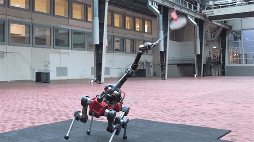 机器人学打羽毛球 | Science Robotics