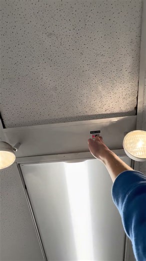 Testing a Sure-Lites GC Series Chicago code T-Grid emergency light #shorts