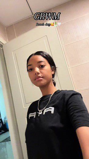 Get Ready With Me: Beach Day Transformation