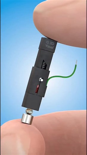 ‎علمی | مهندسی | تکنولوژی‎ on Instagram‎: "وقتی دکمه‌ی فندک را فشار می‌دهی، یک چکش فنردار با شدت به یک بلور پیزو برخورد می‌کند. این ضربه‌ی ناگهانی بلور را تحت فشار قرار می‌دهد و ولتاژی بالا ــ تا حدود ۵۰۰۰ ولت ــ تولید می‌کند. این ولتاژ یک جرقه ایجاد می‌کند که می‌تواند بخار سوخت را مشتعل کند و حتی ممکن است یک شوک الکتریکی خفیف هم به تو وارد کند. #پیزو #برق#الکتریک"‎