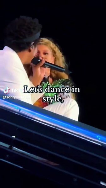 Forever Young: A Nostalgic Dance Through 90s Lyrics