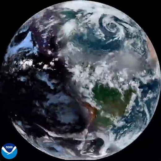Satellites monitor the shifting tilt of Earth over the course of 2022