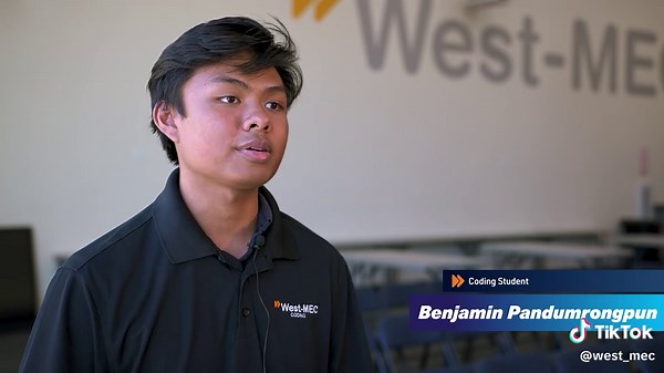 West-MEC’s two-year interactive Coding program, students bring ideas to life by building apps, designing software, and writing and testing code for real-world projects. 🧑‍💻⚡ ➡️ Hear directly from Coding student Benjamin Pandumrongpun about his experience in the program by watching the full video via the link 🔗 in our bio. #WestMEC #CareerTechEd