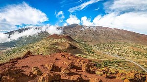 Mount Everest is not the world’s tallest mountain. | Insider Tech