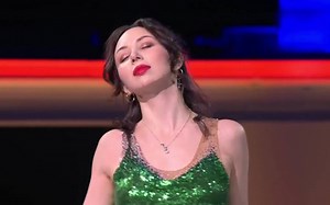 【花样滑冰】2021 wc表演滑绝美《Shallow》今夜我们都是姐的刀下亡魂！【Elizaveta Tuktamysheva】