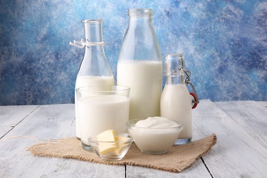 Breaking Down the Carbs in Milk: Is It a No-Go for Keto?
