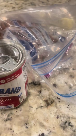 I love this Pecan candy and its soooo easy. It only takes 10 minutes. Pecans are delicious #foodie #pecancandy #pralinerecipe #food225 #pecans #fyp