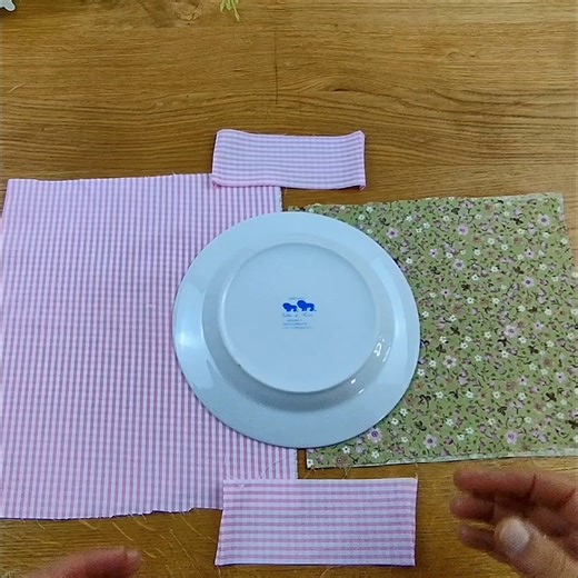 How to make a small, easy drawstring bag part-1 | Burcu's Factory