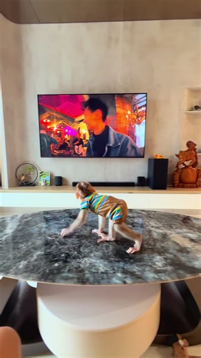 Ben's Adorable Reaction to Uncle Khoai Lang Thang