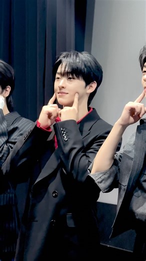 [유신] 거짓말, 뱀파이어가 어디 있어? 특별 상영회 현장 비하인드