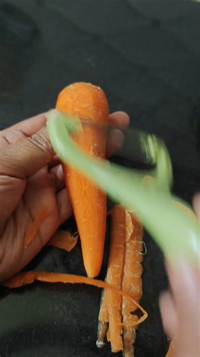 Carrot Carving|How to Make Beautiful Carrot Garnish #butterfly#carving#vairalvideo#decoration#easy