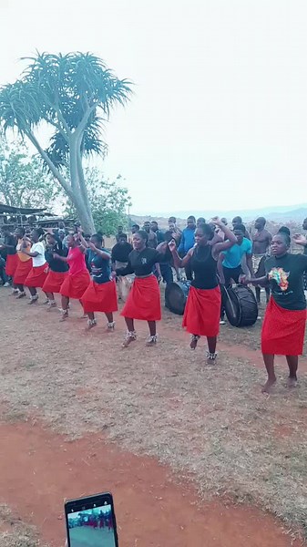 Swati Culture Dance Tutorial: Ingadla Song and Traditional Dance