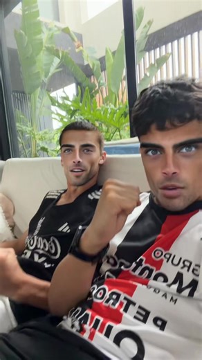 Ideas Creativas para una Pool Party en Verano 26