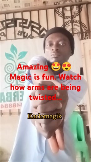 Arms twist magic tricks #魔术教学 #瞬间转移 #物理魔术 #魔术表演 #magictrickssecret #magic #tricks #funny