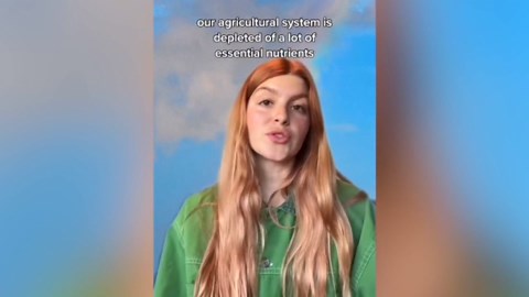 GEM Daily Superfood and Energy Support for Women & Men, Natural Whole Foods with Essential 20+ Whole-Food Vitamins, Minerals, superfoods, prebiotics, Clean Energy Variety Pack, 28 Servings