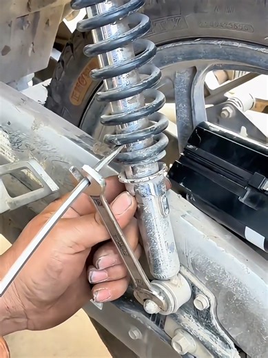 Adjust Spring Shock Absorber Hardness Skillfully