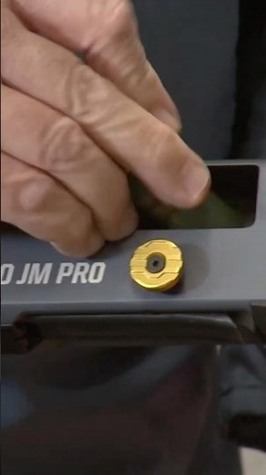 Loading and Shooting the 940 JM Pro