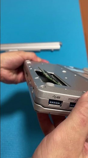 レッツノートPC メモリの交換方法 Panasonicのパソコン