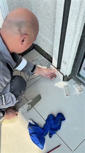 Live tutorial on installing floor tiles and wall spacers between pillars securely #construction