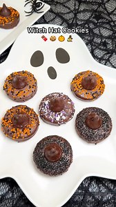 Witch Hat Cookies 🍫🎃🍪🧙‍♀️ #halloweenfoodideas #halloweeninspo #halloweenfood #witchhatcookies | Chef Genevieve LaMonaca